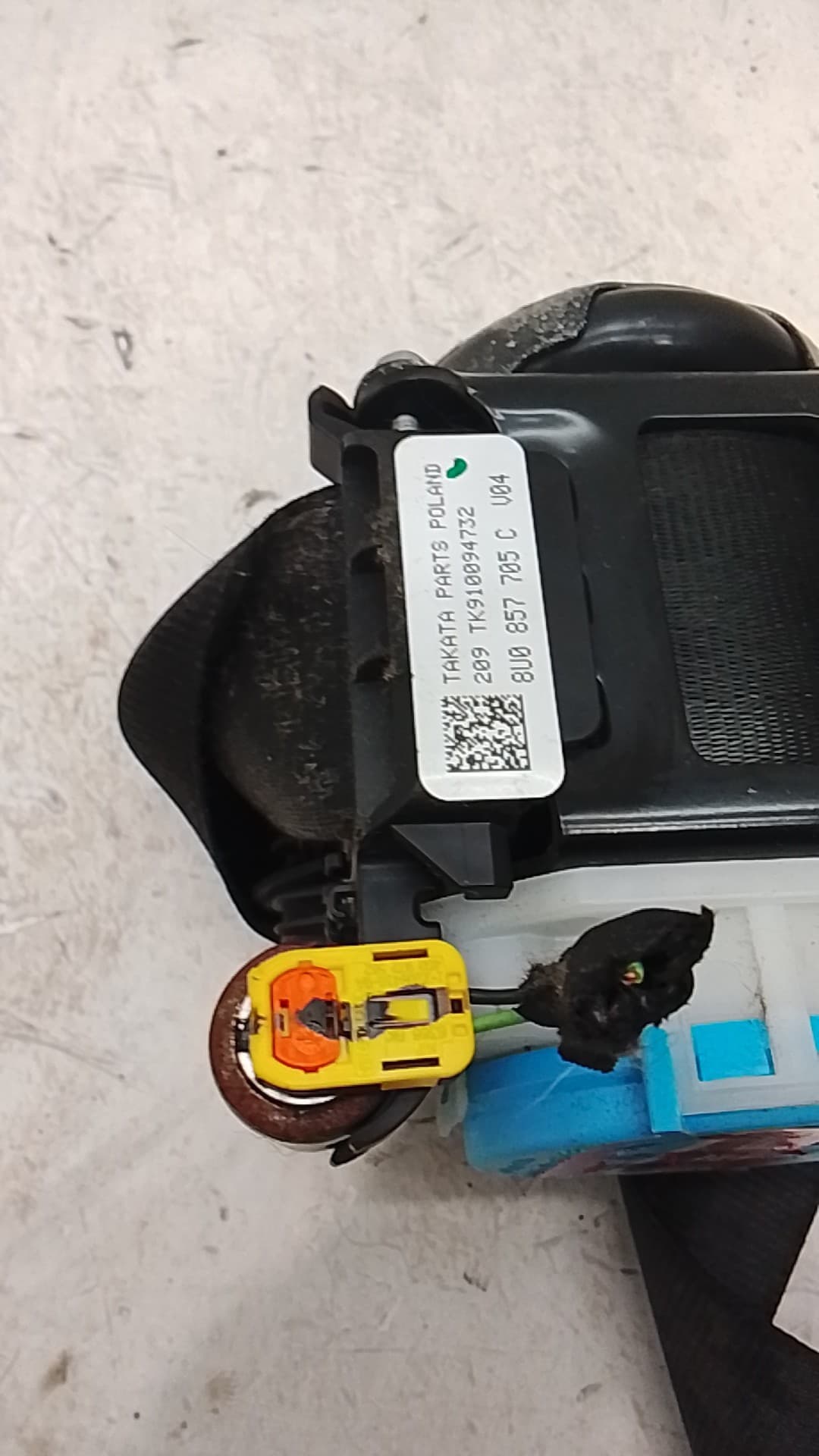 Cinturon seguridad delantero izquierdo AUDI Q3 (8U) 3