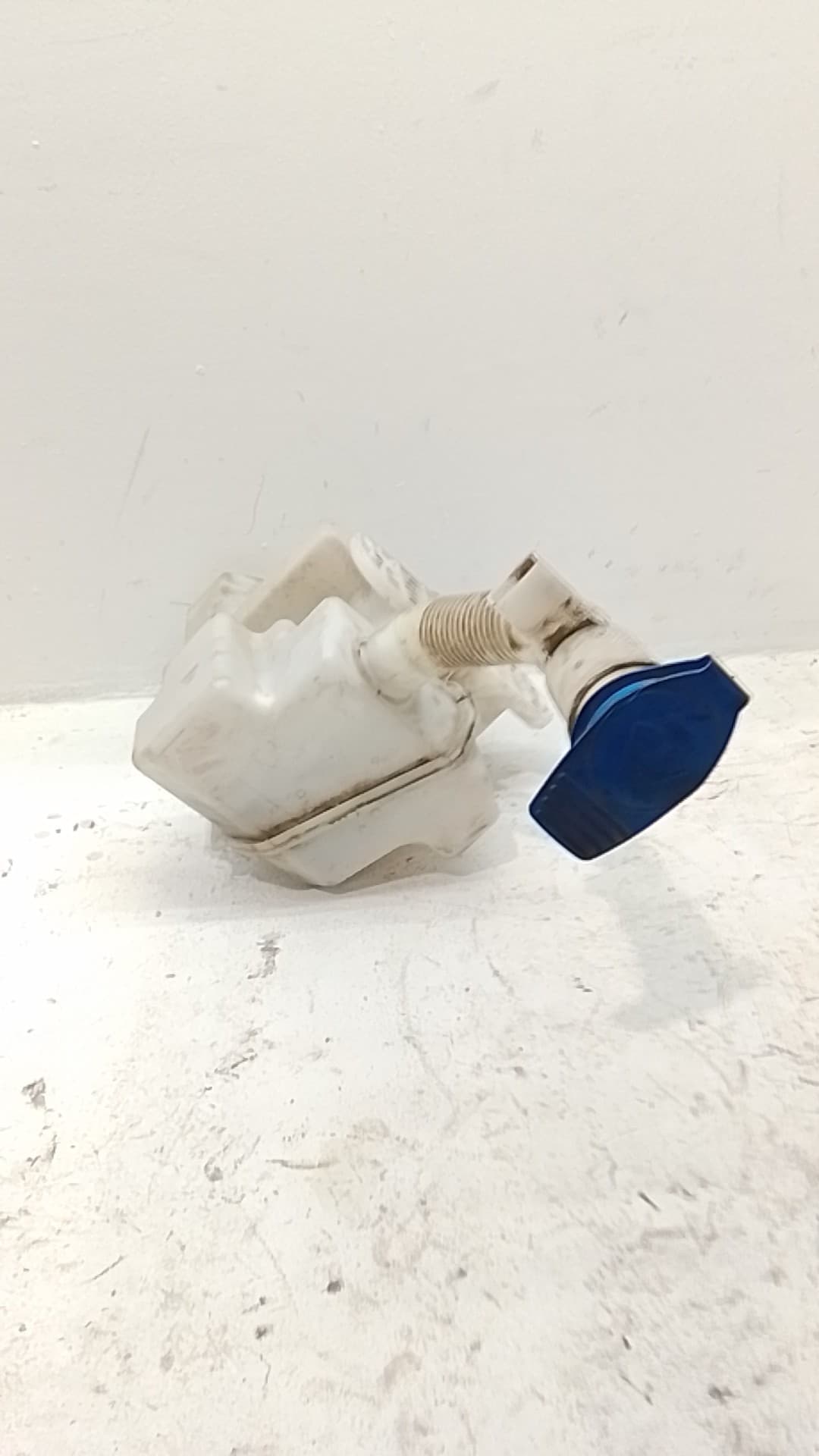 Deposito limpia AUDI Q3 (8U)