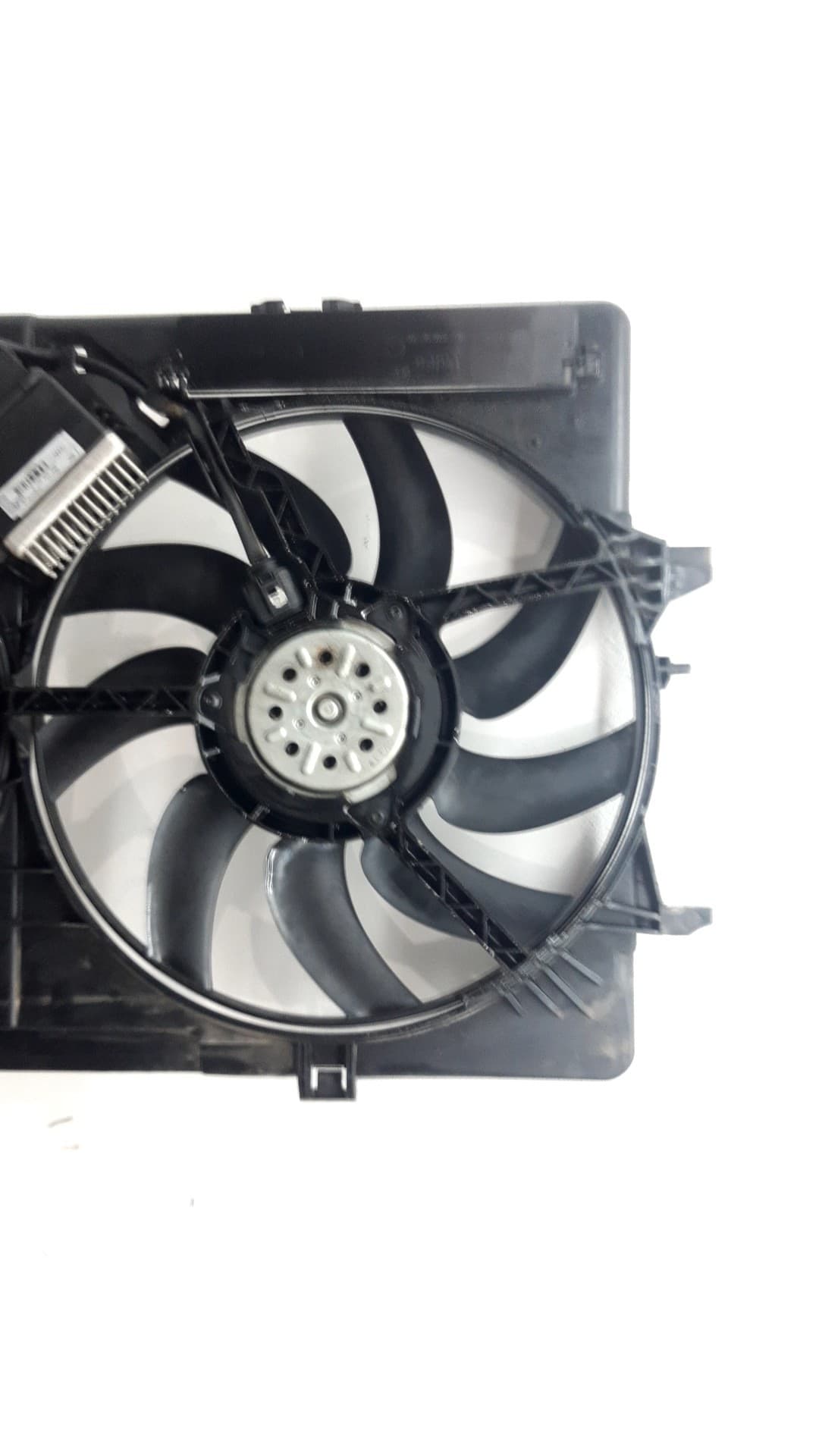 Electroventilador AUDI Q3 (8U) 4