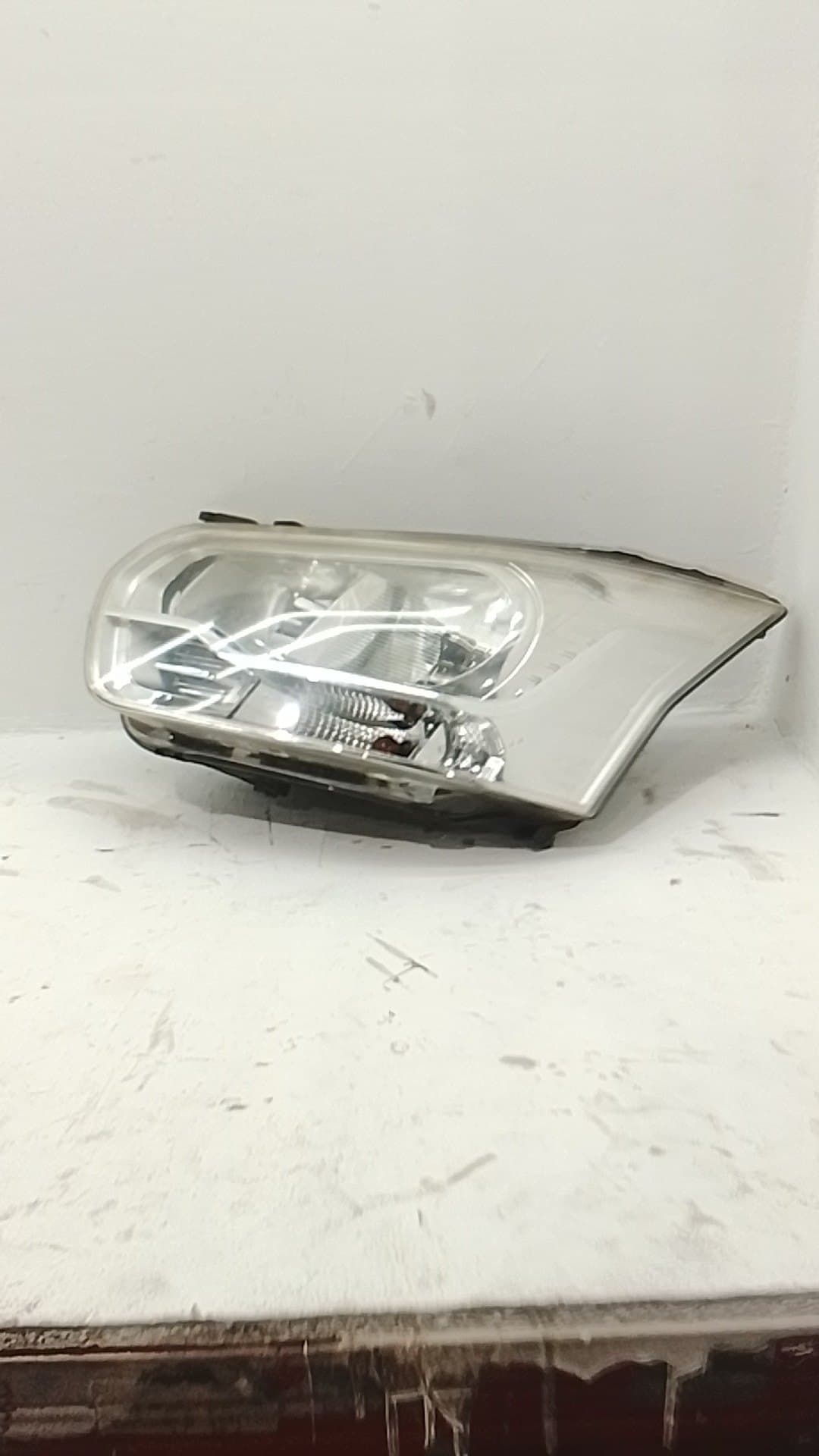 Faro izquierdo FORD TRANSIT 3