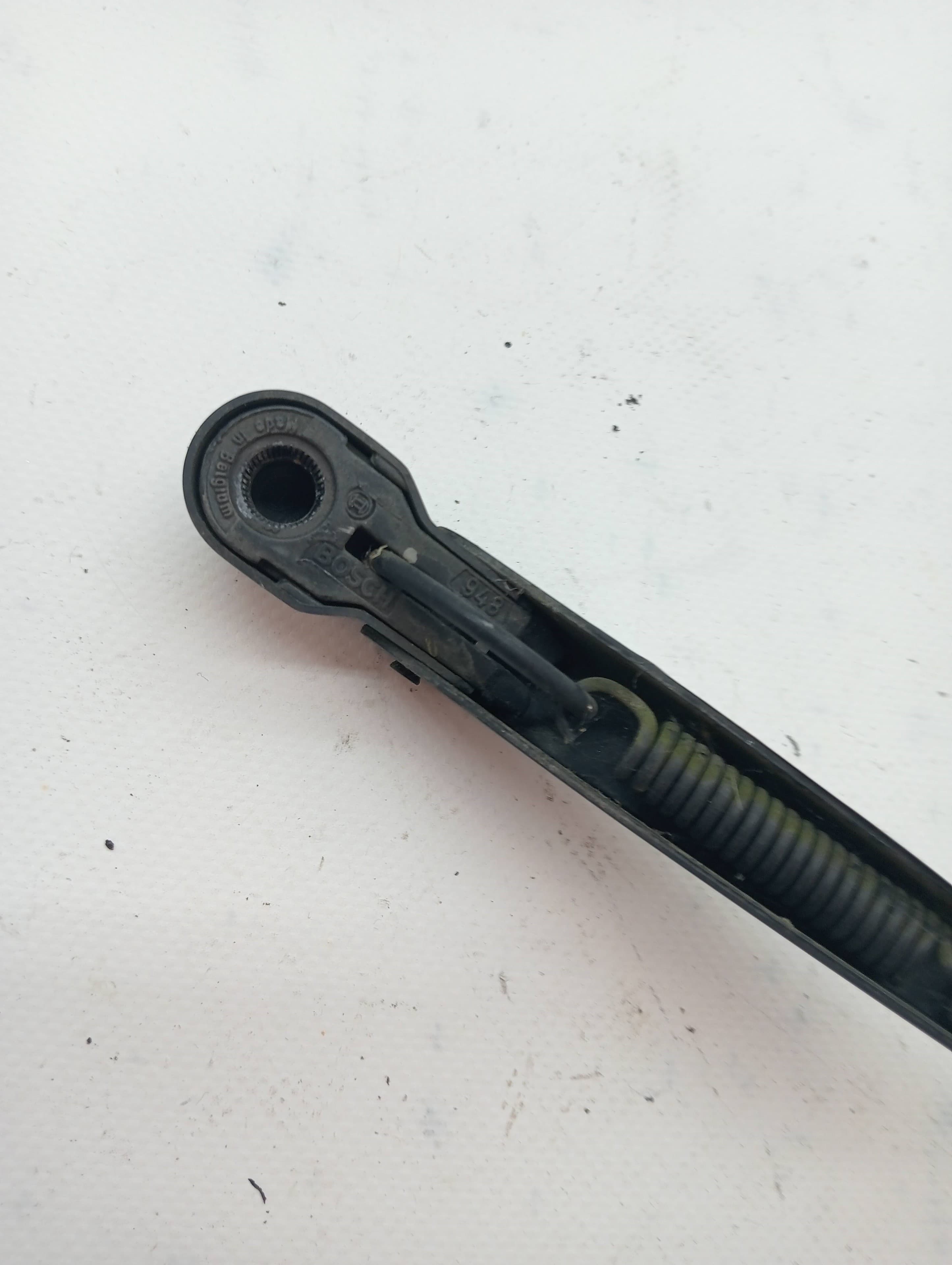 Brazo limpia trasero RENAULT KANGOO 2