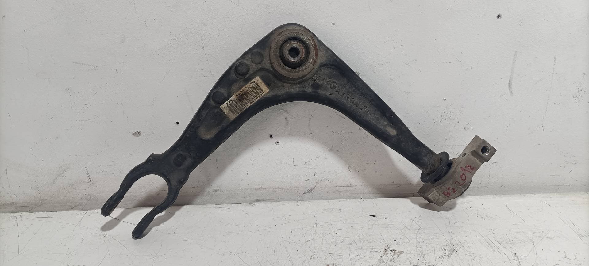 Brazo suspension inferior delantero izquierdo PEUGEOT 407