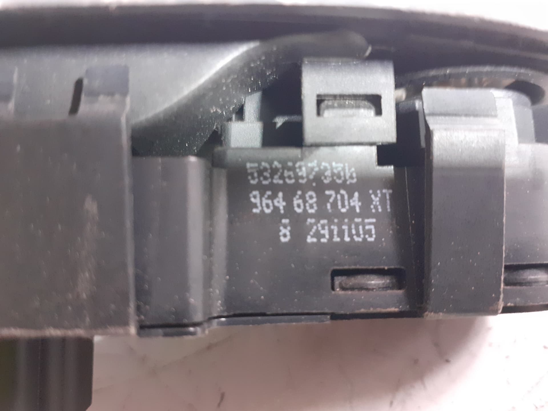 Mando elevalunas delantero izquierdo PEUGEOT 407 2