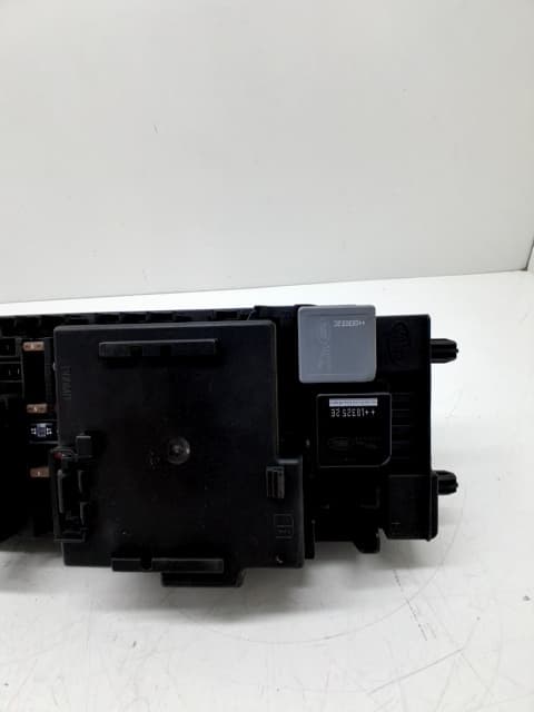 Caja reles / fusibles LAND ROVER RANGE ROVER SPORT