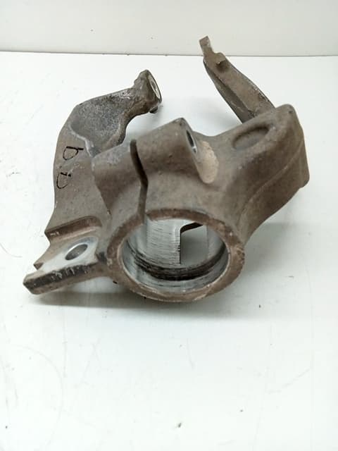Soporte brazo suspension delantero derecho LAND ROVER RANGE ROVER SPORT 2