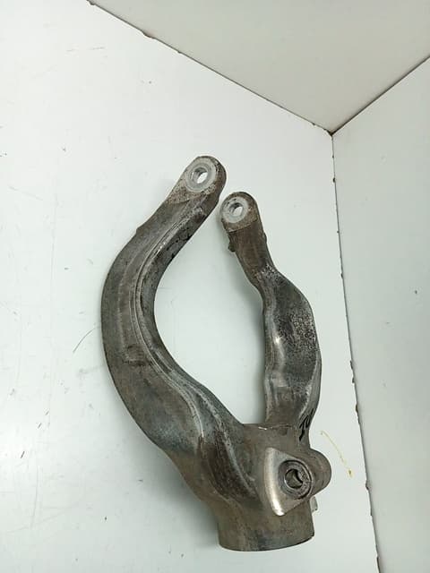 Soporte brazo suspension delantero izquierdo LAND ROVER RANGE ROVER SPORT 3