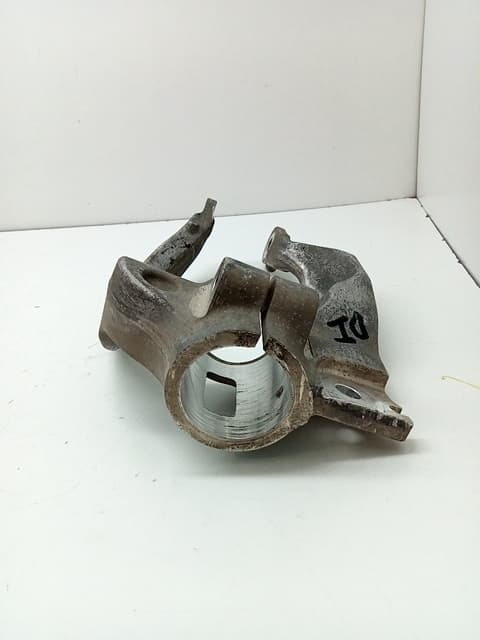 Soporte brazo suspension delantero izquierdo LAND ROVER RANGE ROVER SPORT 2