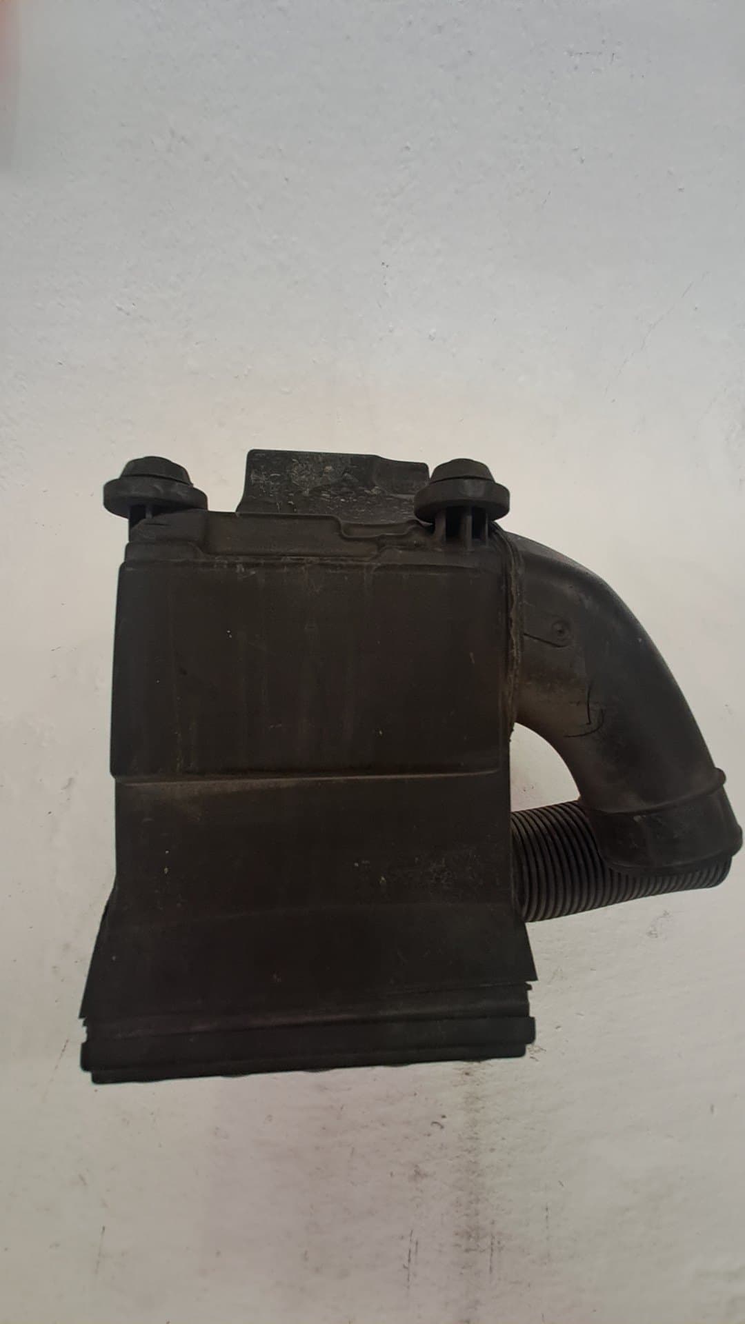Caja filtro aire NISSAN NV 200 (M20) 3