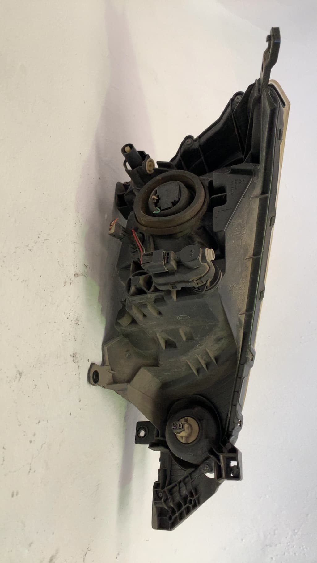 Faro izquierdo NISSAN NV 200 (M20) 2