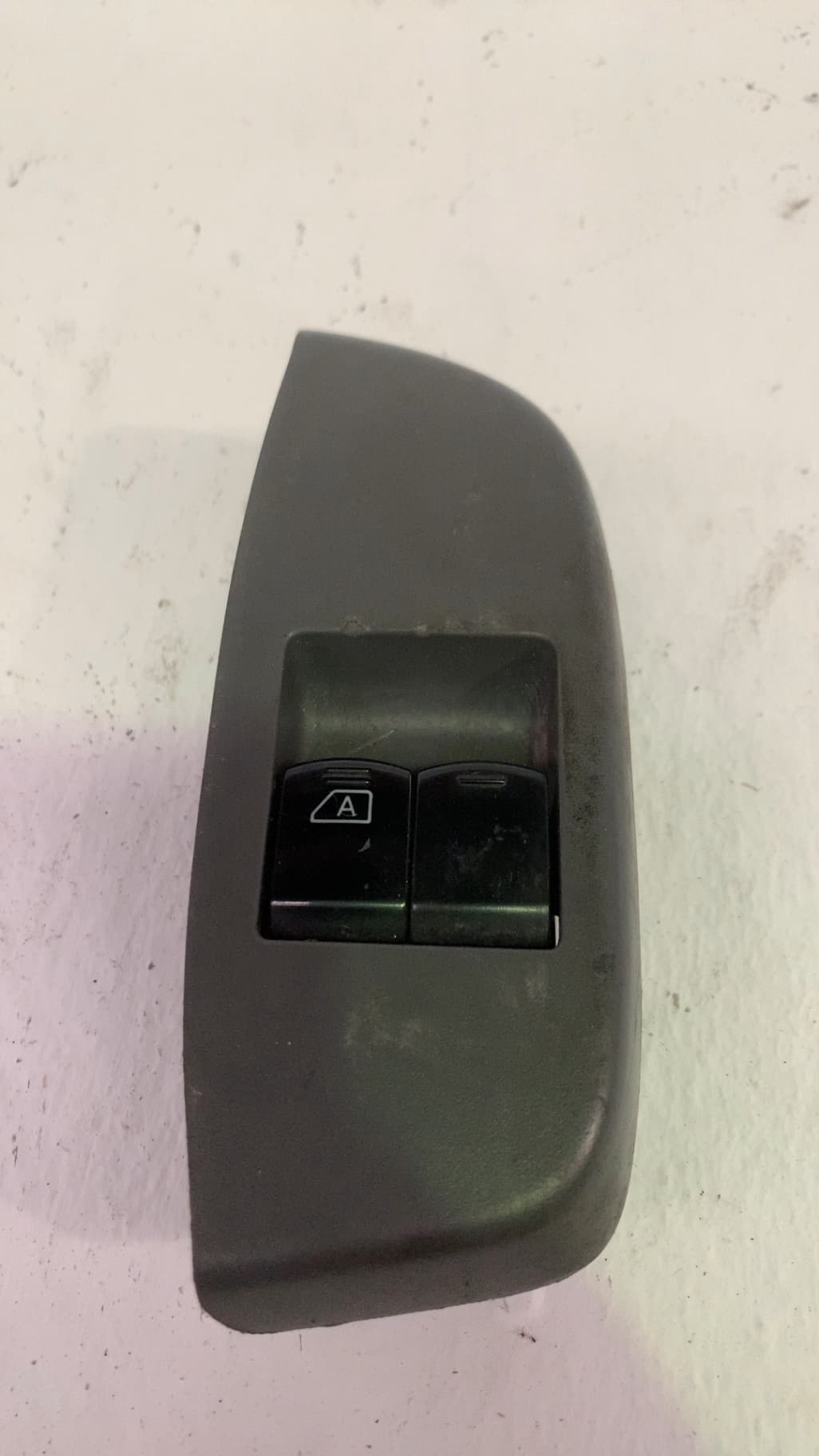 Mando elevalunas delantero izquierdo NISSAN NV 200 (M20)