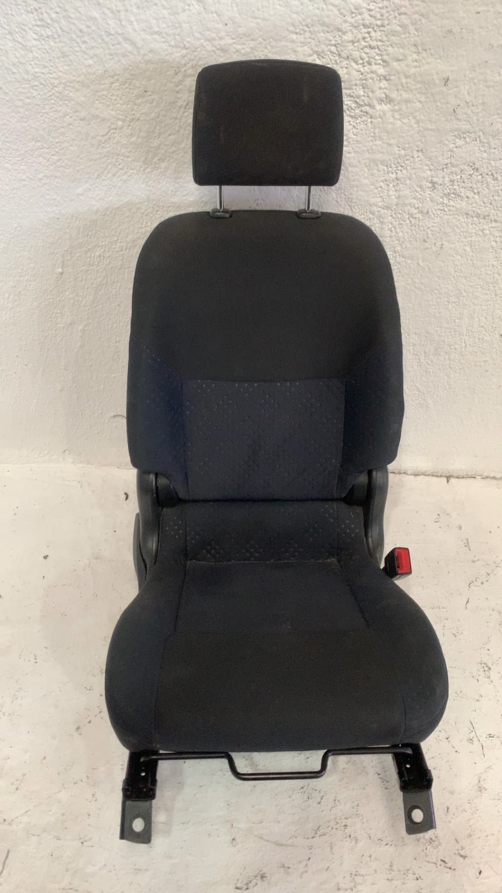 Asiento delantero derecho NISSAN NV 200 (M20)