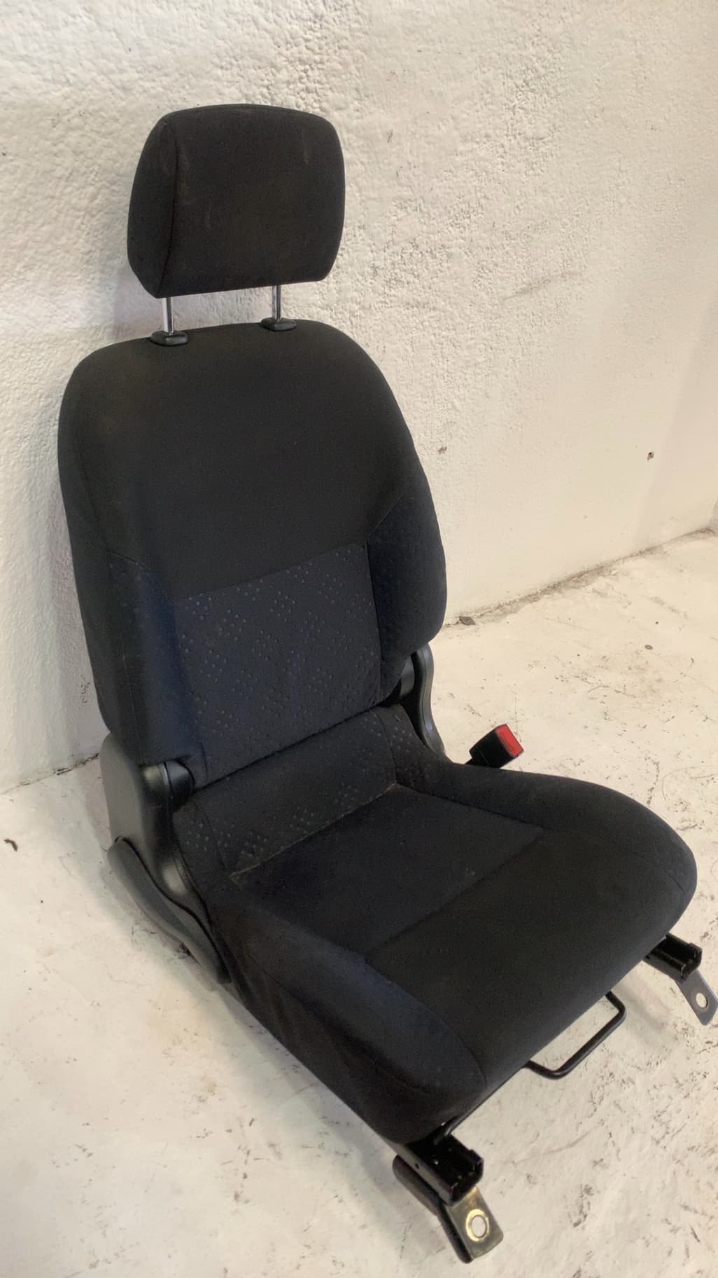 Asiento delantero derecho NISSAN NV 200 (M20) 4
