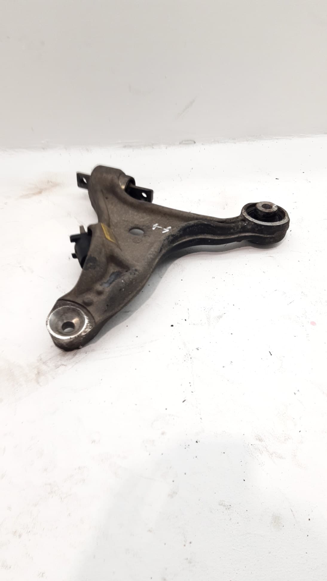 Brazo suspension inferior delantero izquierdo VOLVO S60 BERLINA