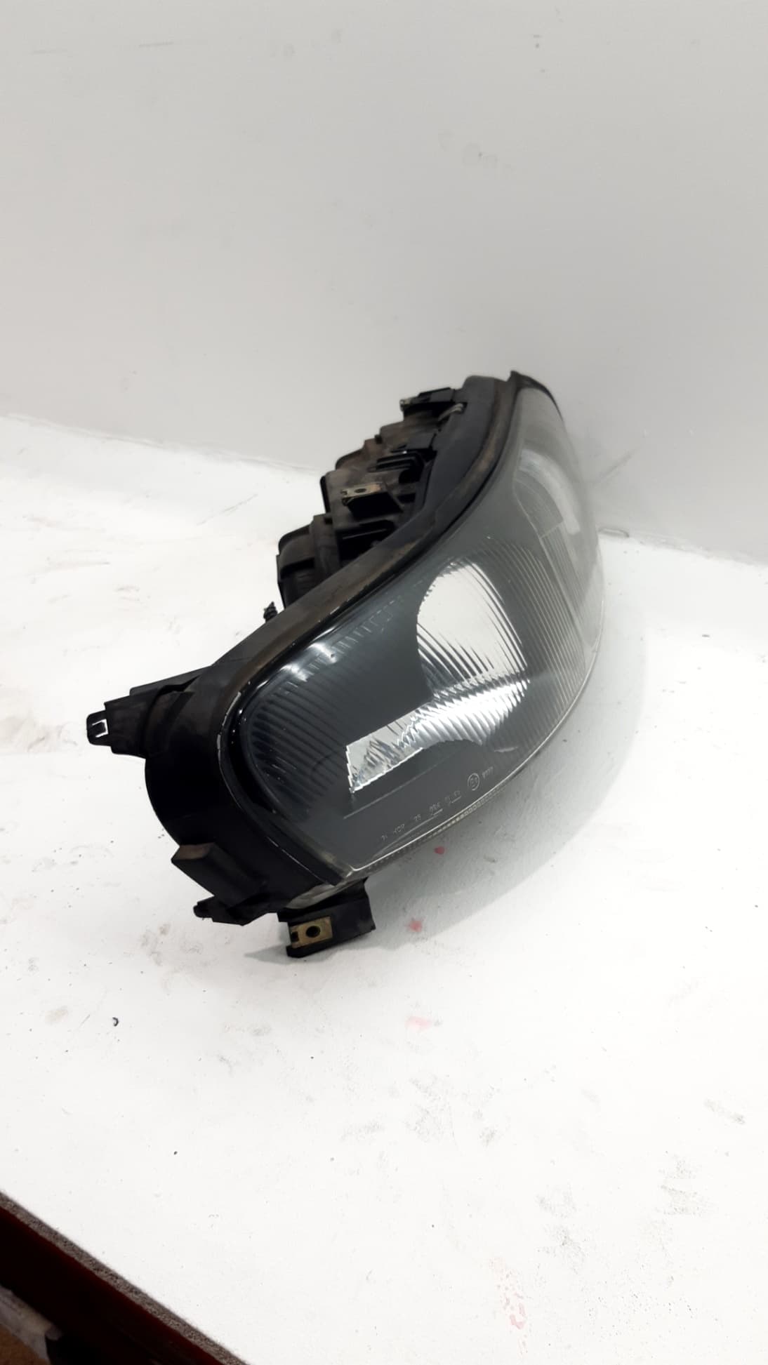 Faro derecho VOLVO S60 BERLINA 2