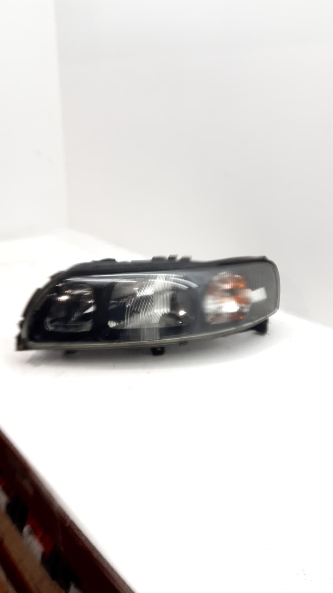 Faro izquierdo VOLVO S60 BERLINA 3