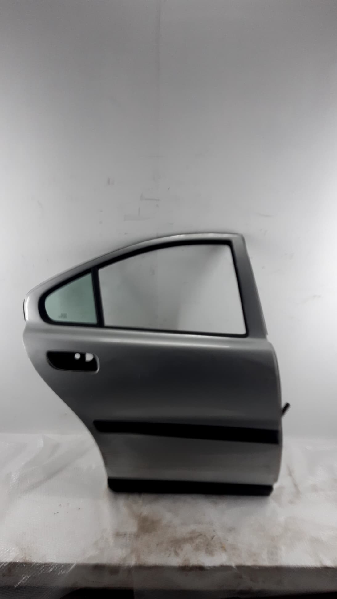 Puerta trasera derecha VOLVO S60 BERLINA