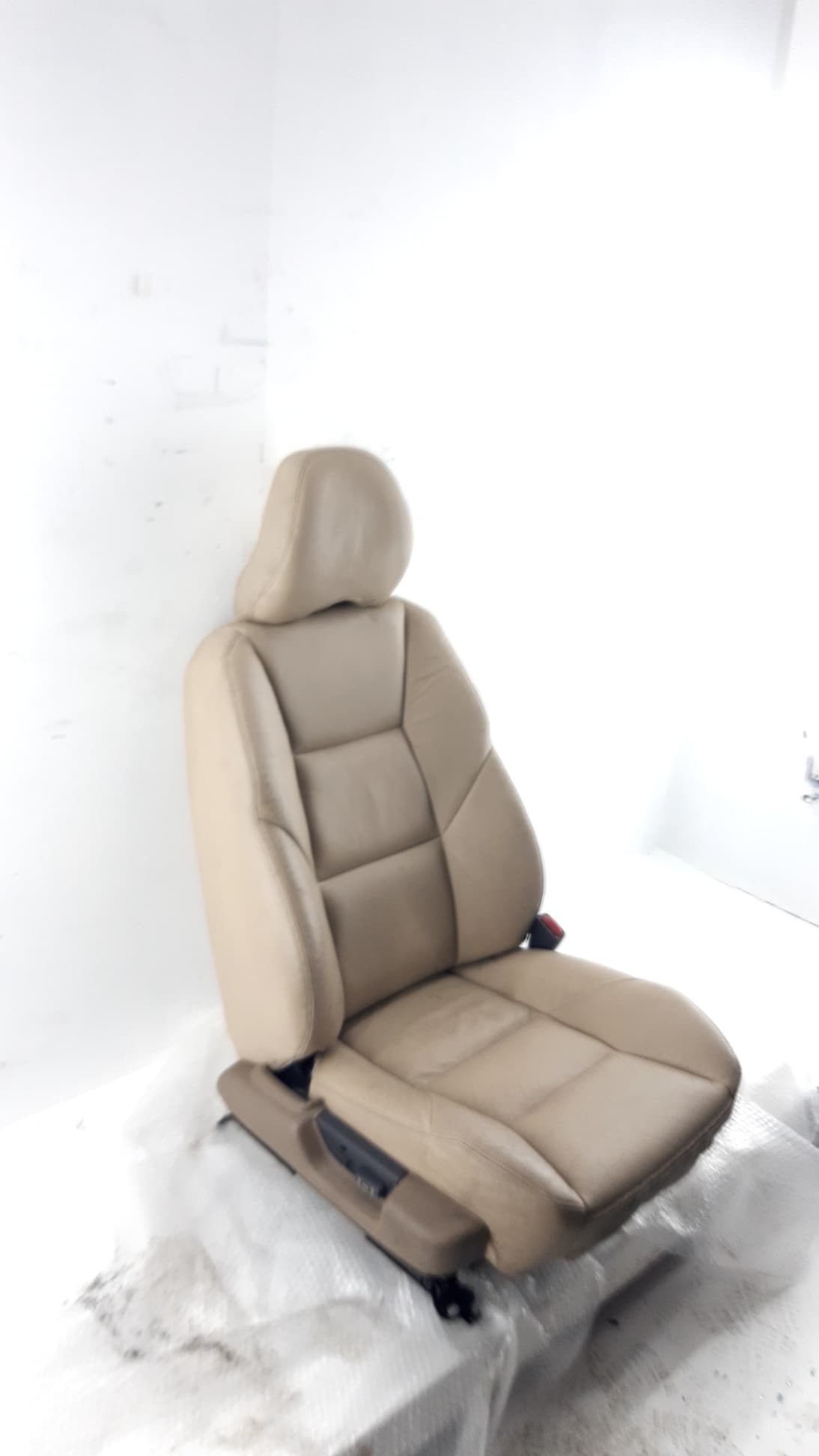 Asiento delantero derecho VOLVO S60 BERLINA 3