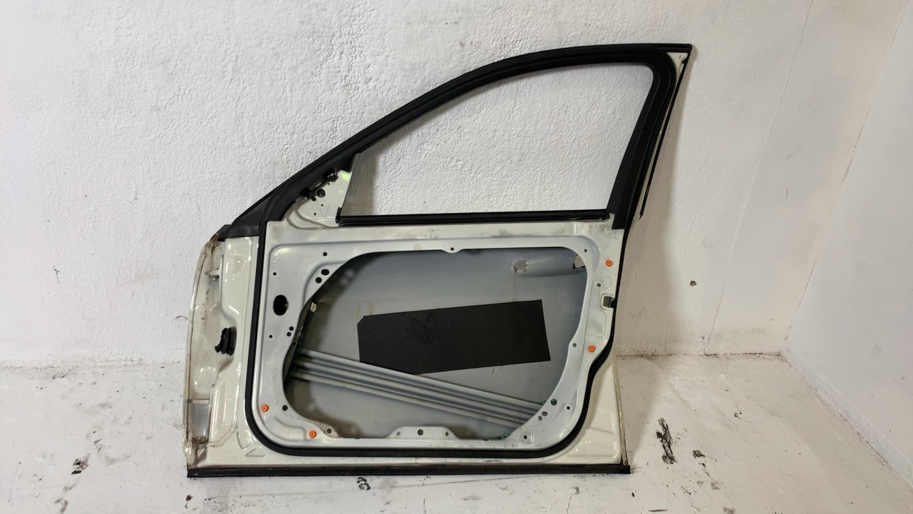 Puerta delantera derecha MERCEDES-BENZ CLASE C (W203) BERLINA 2