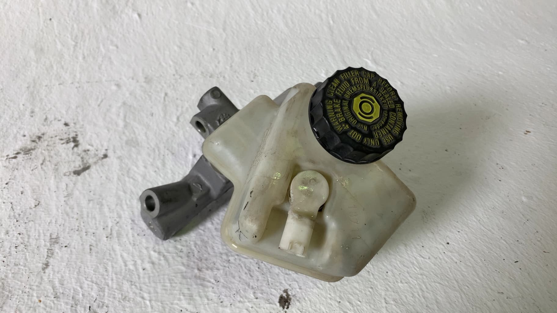 Bomba freno MERCEDES-BENZ CLASE C (W203) BERLINA 2