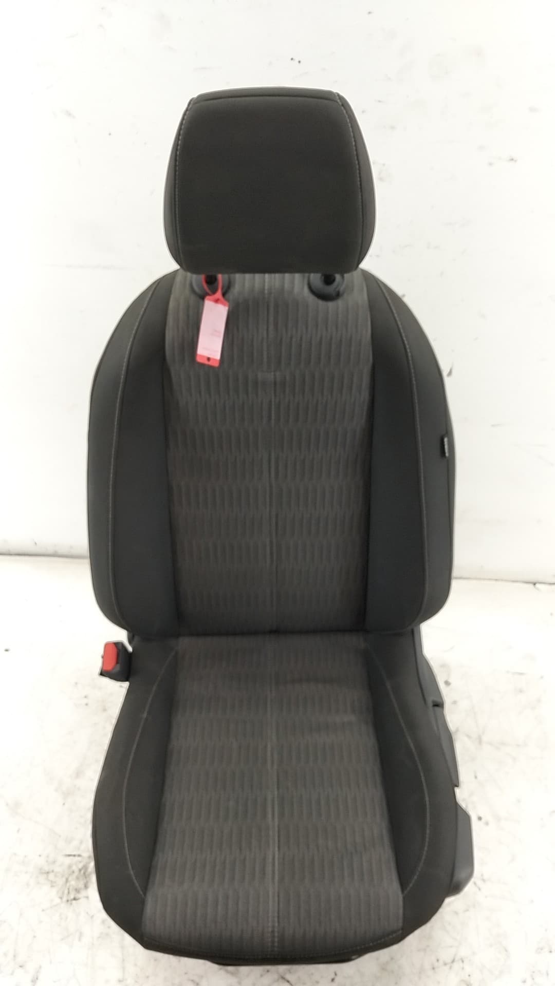 Asiento delantero izquierdo OPEL CORSA F 2