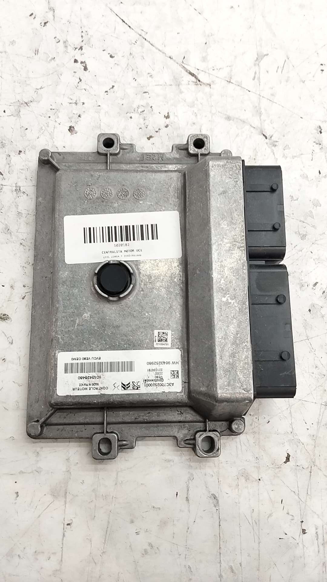 Centralita motor uce OPEL CORSA F