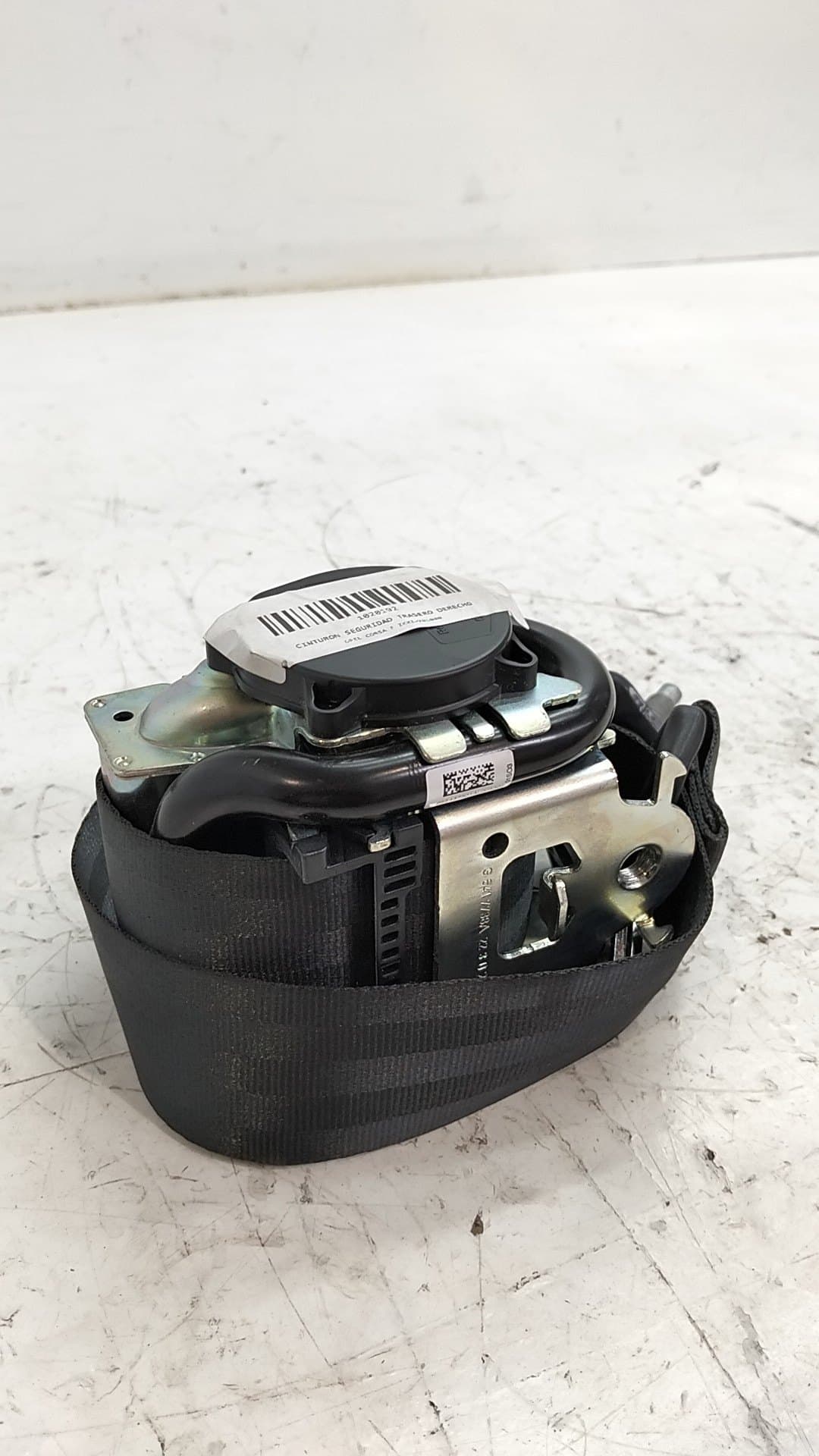 Cinturon seguridad trasero derecho OPEL CORSA F 3