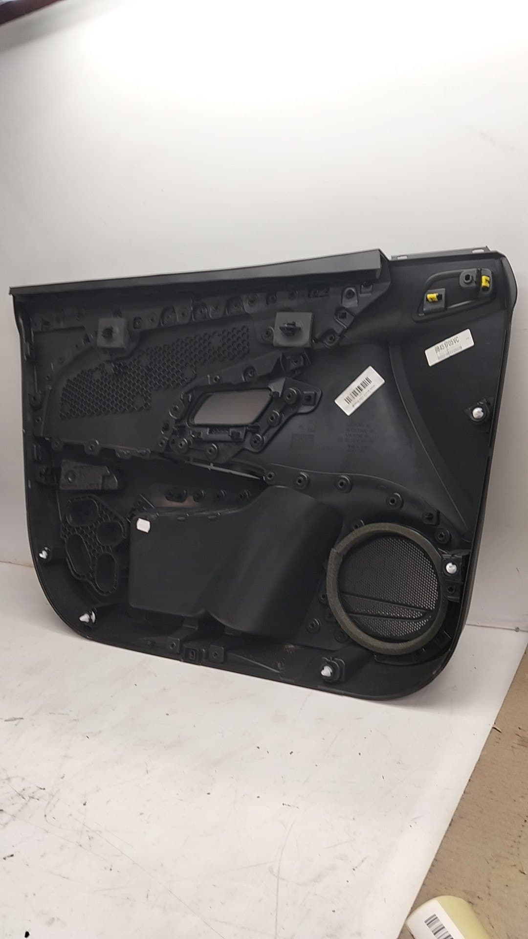 Guarnecido puerta delantera derecha OPEL CORSA F 4