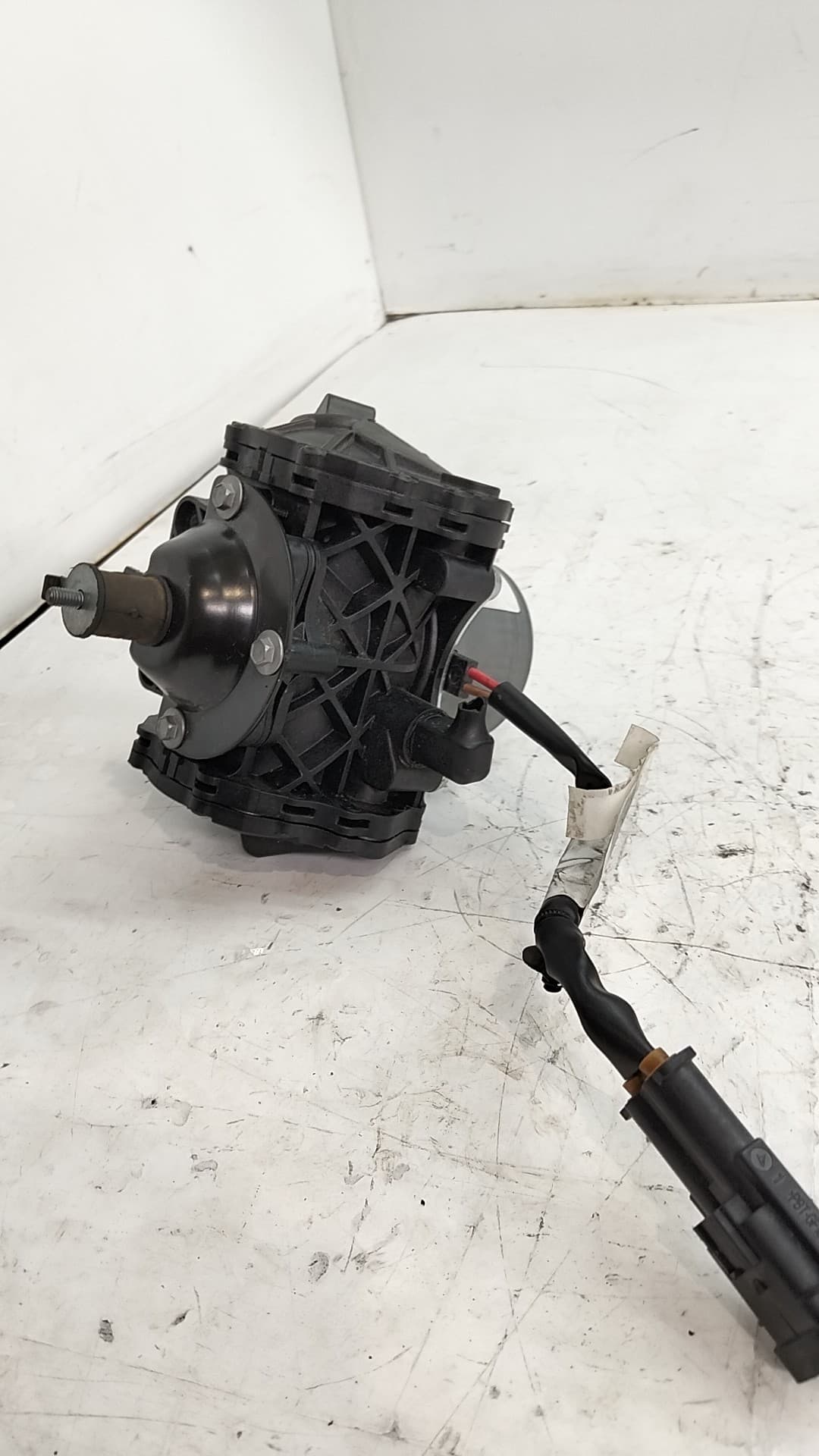 Depresor freno / bomba vacio OPEL CORSA F 3