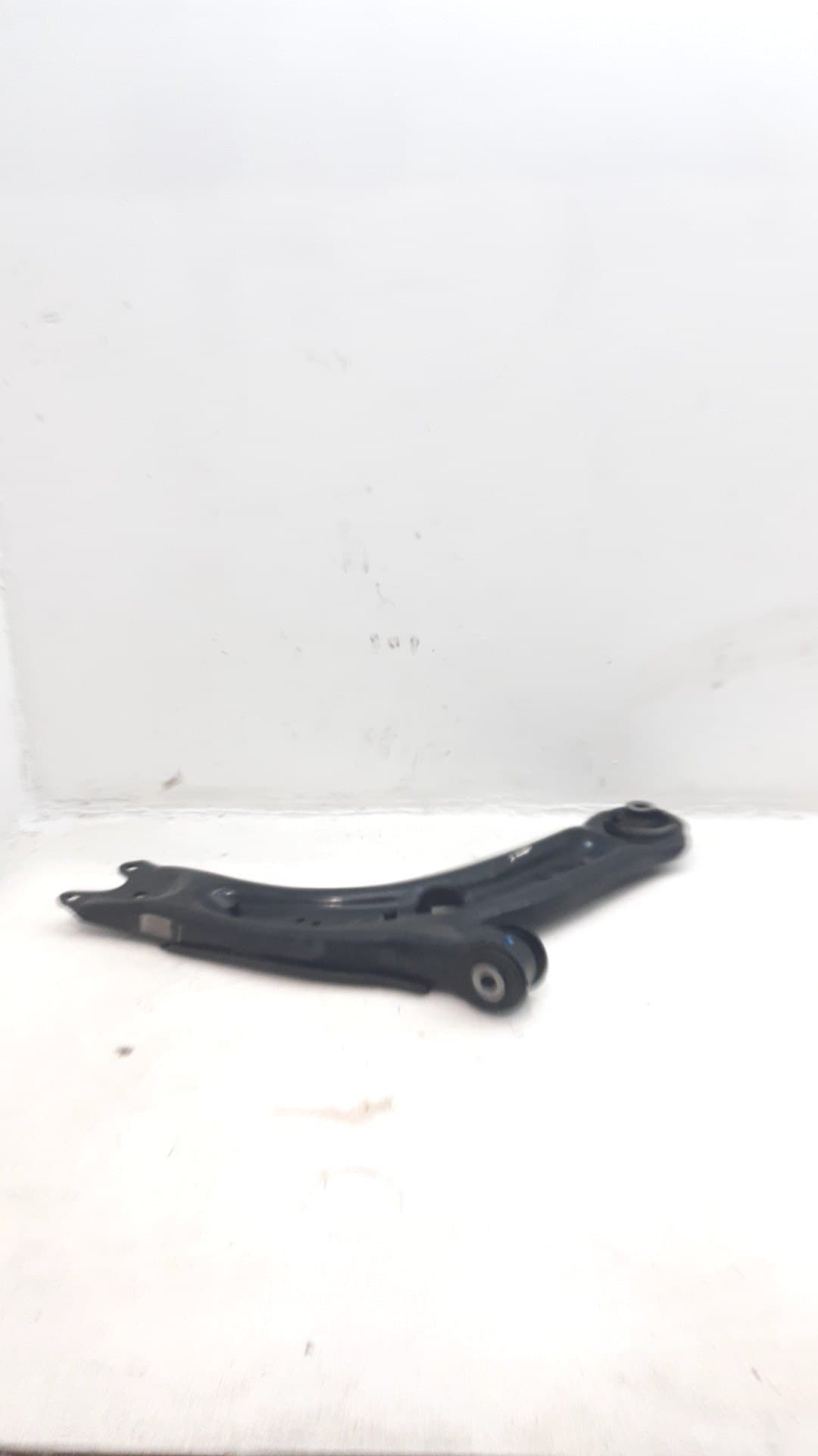 Brazo suspension inferior delantero derecho SEAT ATECA (KH7)