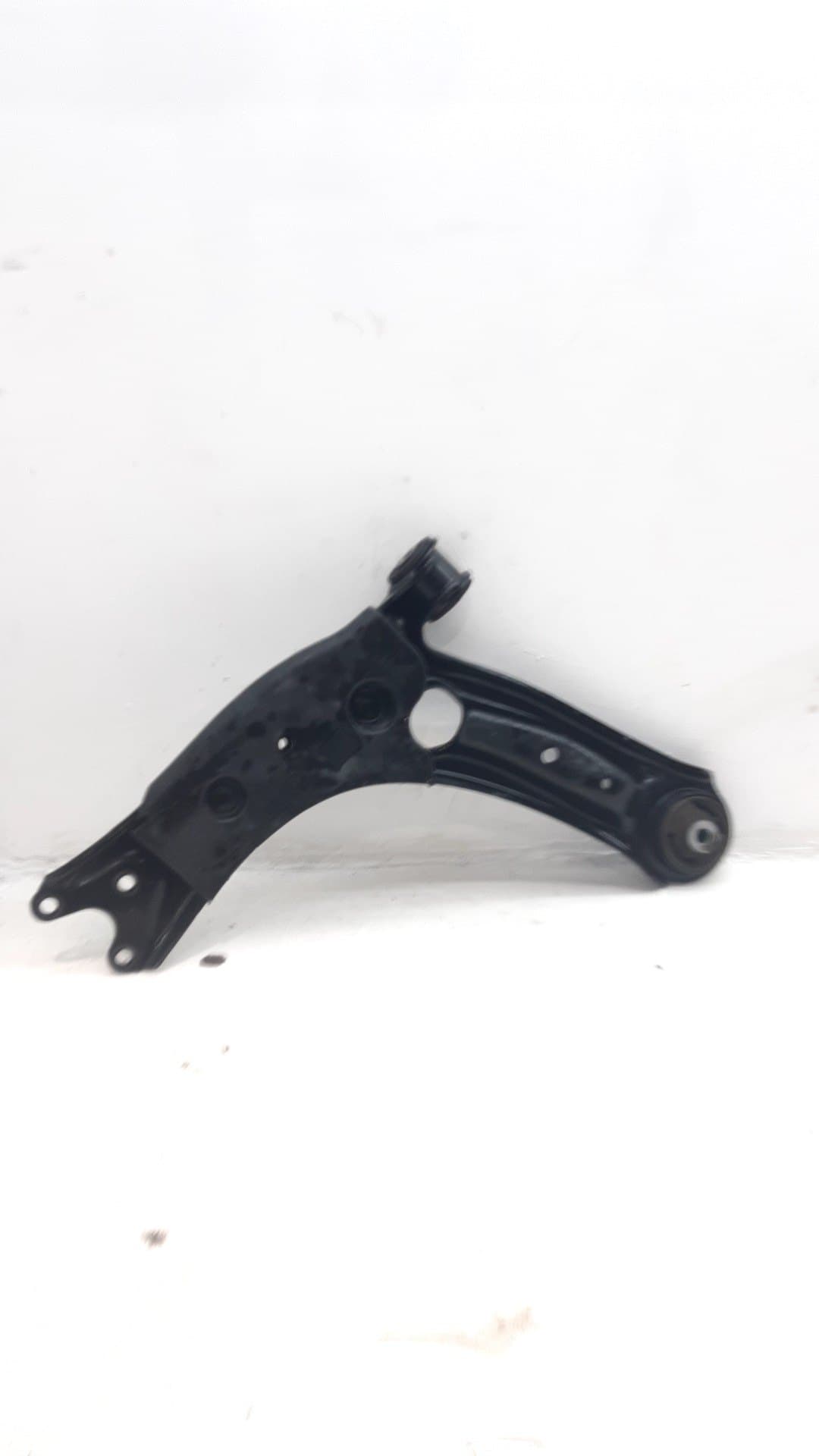 Brazo suspension inferior delantero derecho SEAT ATECA (KH7) 2