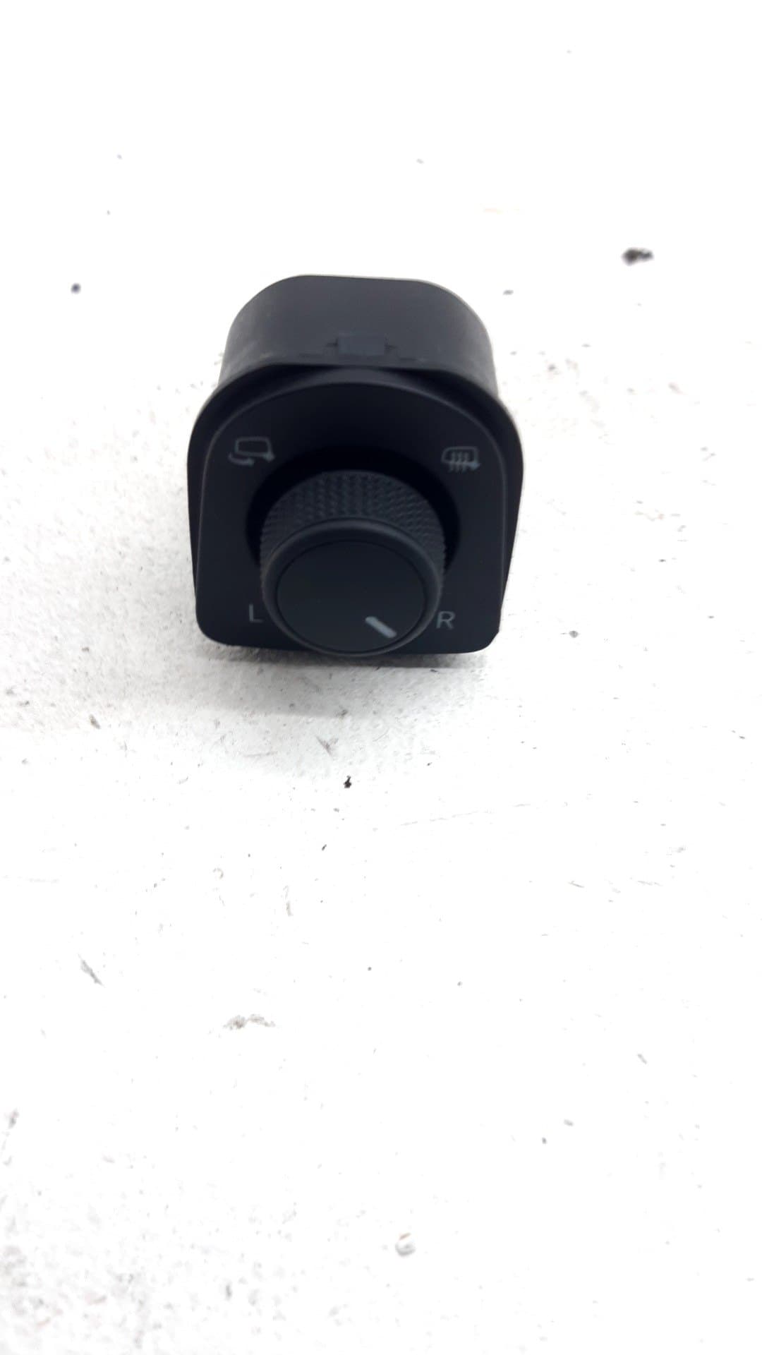 Mando retrovisor SEAT ATECA (KH7)