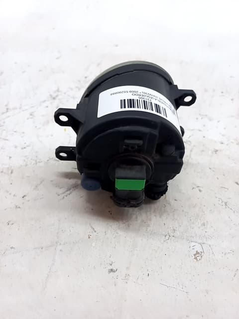 Faro antiniebla izquierdo TOYOTA PRIUS (NHW30) 2
