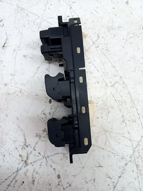 Mando elevalunas delantero izquierdo TOYOTA PRIUS (NHW30) 2