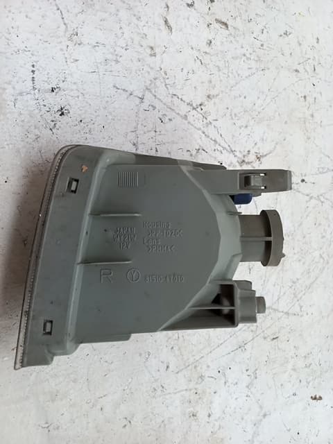 Recambio TOYOTA PRIUS (NHW30) ref. 8151047010
