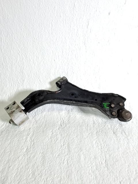 Brazo suspension inferior delantero izquierdo CHEVROLET CAPTIVA 2
