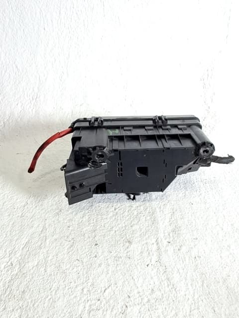 Caja reles / fusibles CHEVROLET CAPTIVA 3