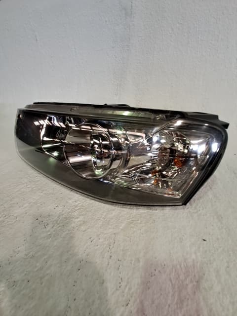Faro izquierdo CHEVROLET CAPTIVA