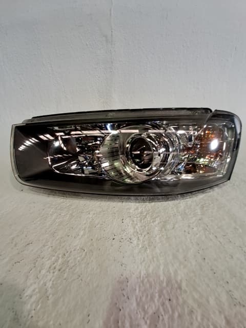 Faro izquierdo CHEVROLET CAPTIVA 4