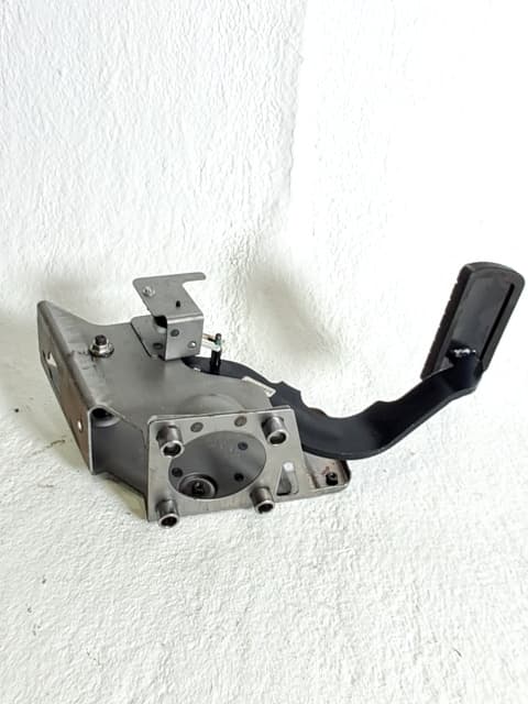 Pedal freno CHEVROLET CAPTIVA 2