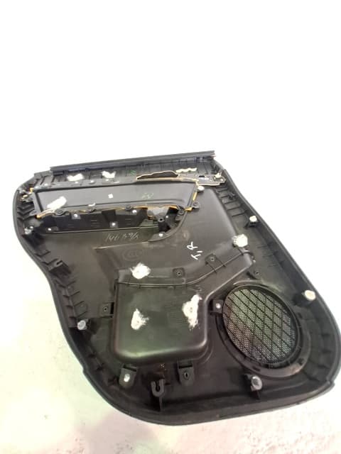 Guarnecido puerta trasera derecha CHEVROLET CAPTIVA 3