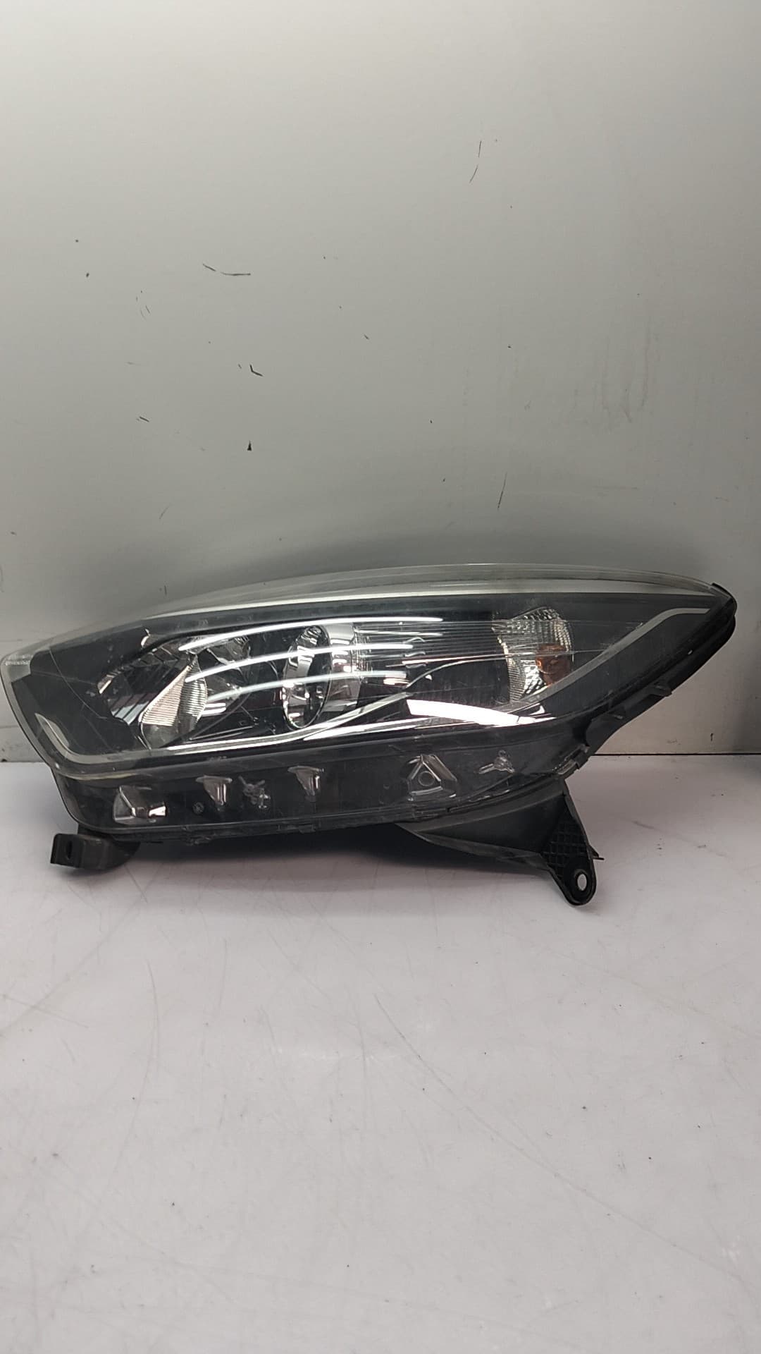 Faro izquierdo RENAULT CAPTUR