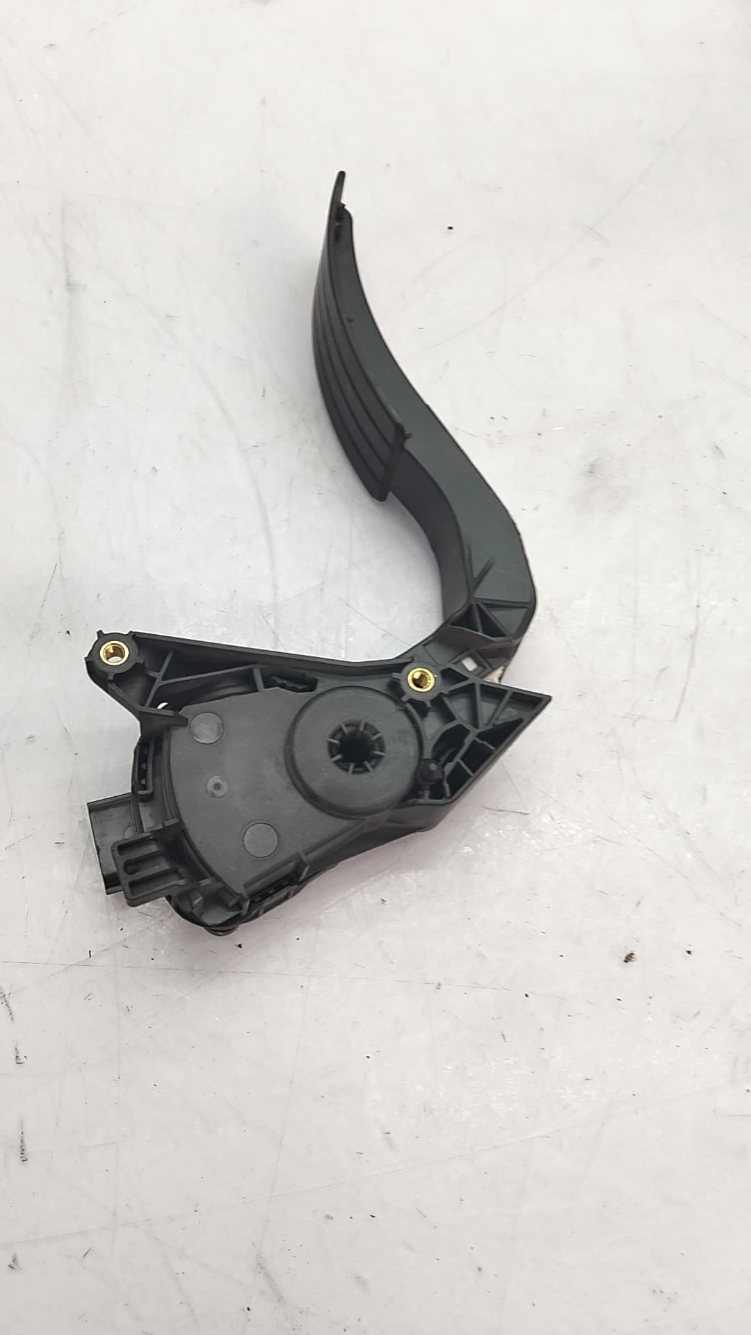 Pedal acelerador RENAULT CAPTUR