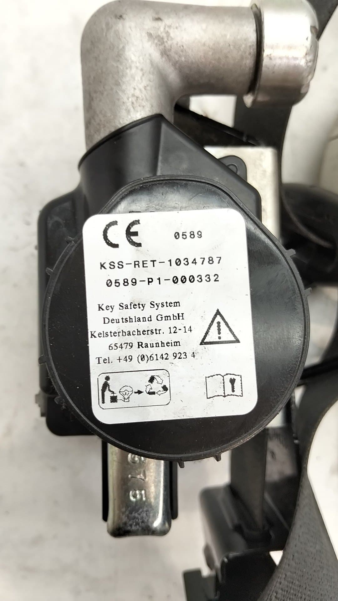 Cinturon seguridad delantero derecho FORD MONDEO 3