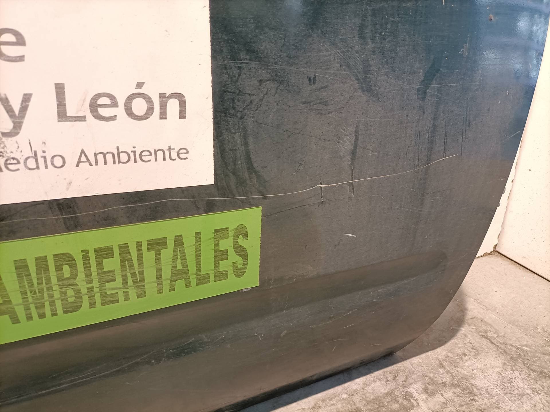 Puerta delantera derecha NISSAN NAVARA PICK-UP (D40M) 4