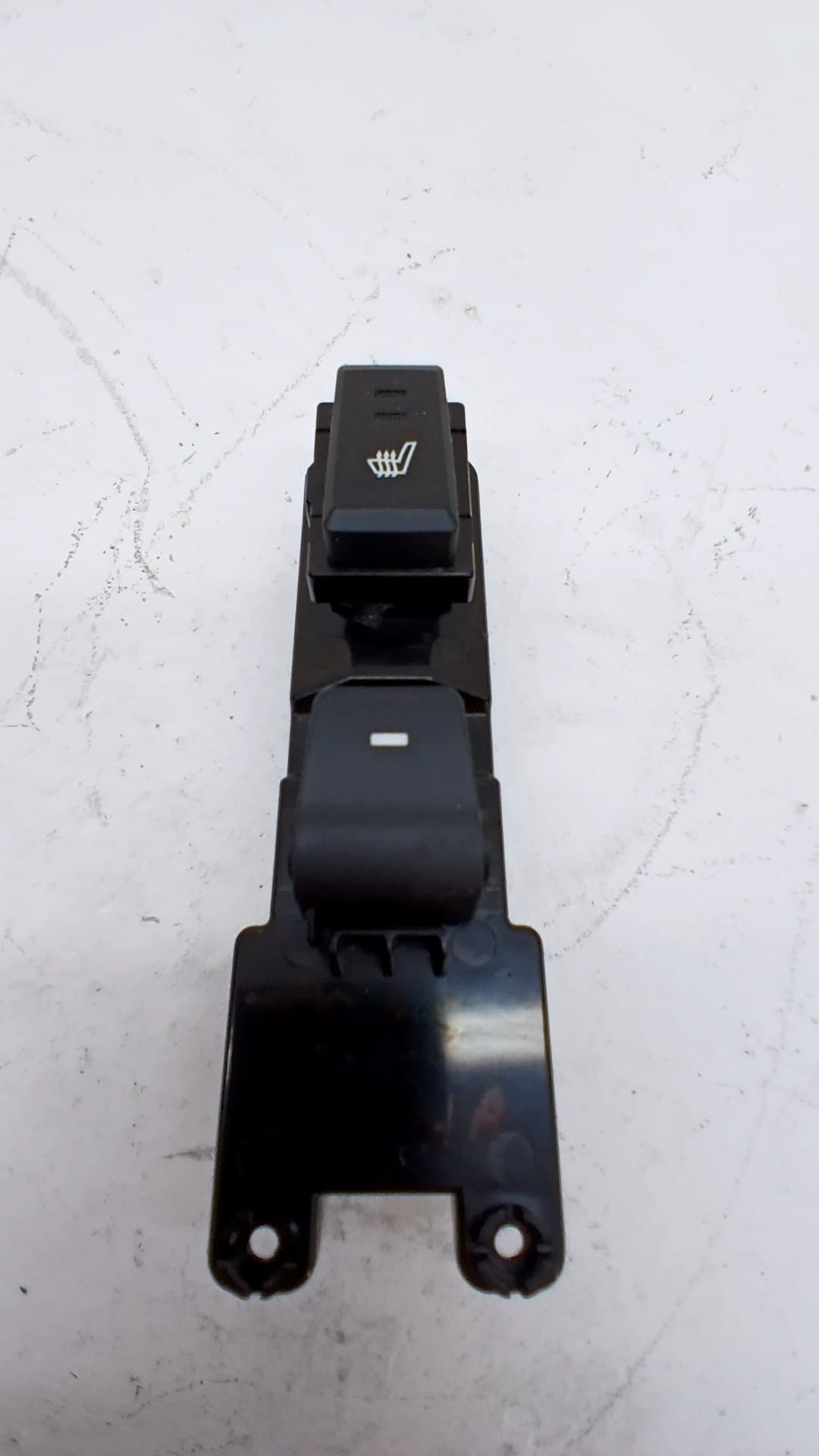 Mando elevalunas trasero derecho HYUNDAI TUCSON