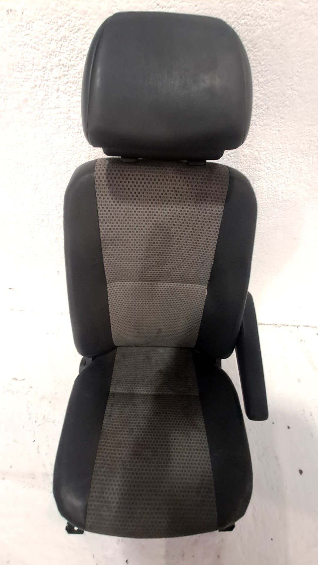 Asiento delantero derecho MERCEDES-BENZ SPRINTER 3-T FURGONETA (B906)