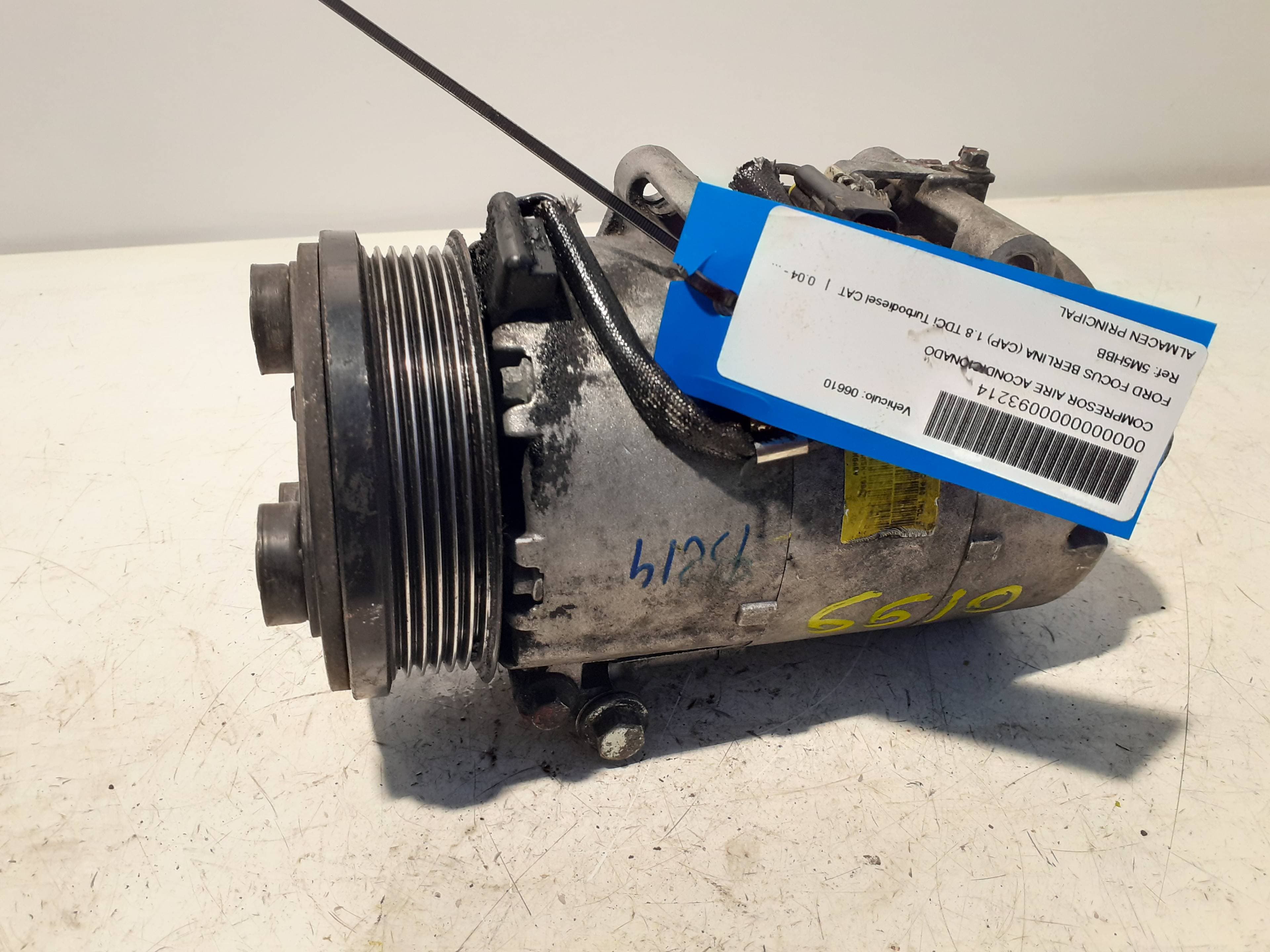 Recambio FORD FOCUS BERLINA (CAP) ref. 4M5H19D62 4