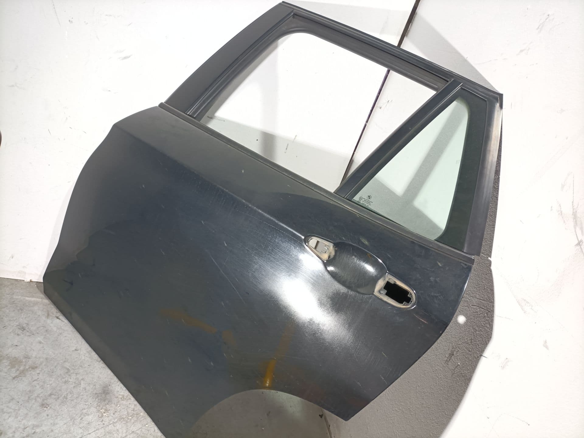 Puerta trasera izquierda BMW X1 (E84) 4