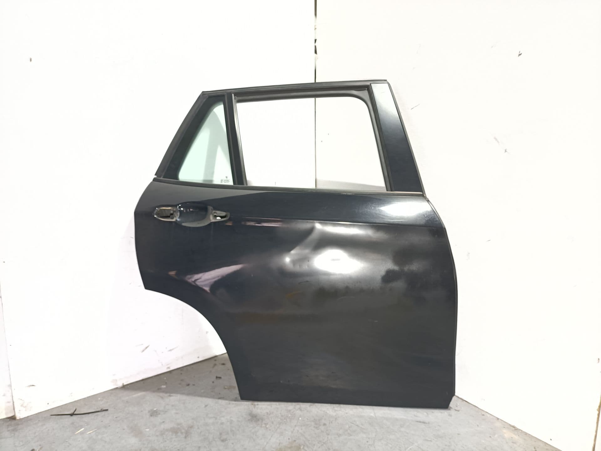 Puerta trasera derecha BMW X1 (E84)