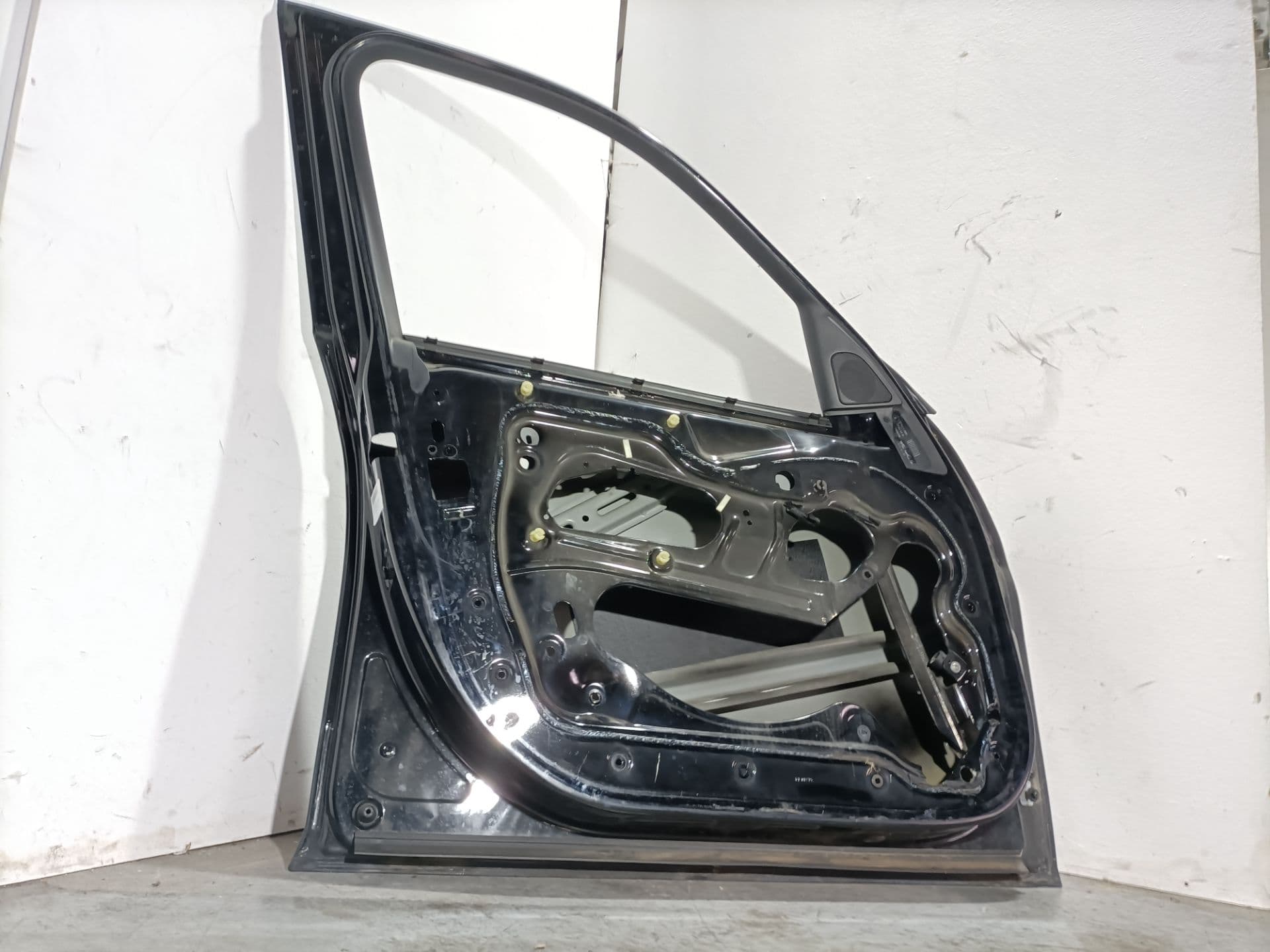 Puerta delantera izquierda BMW X1 (E84) 2